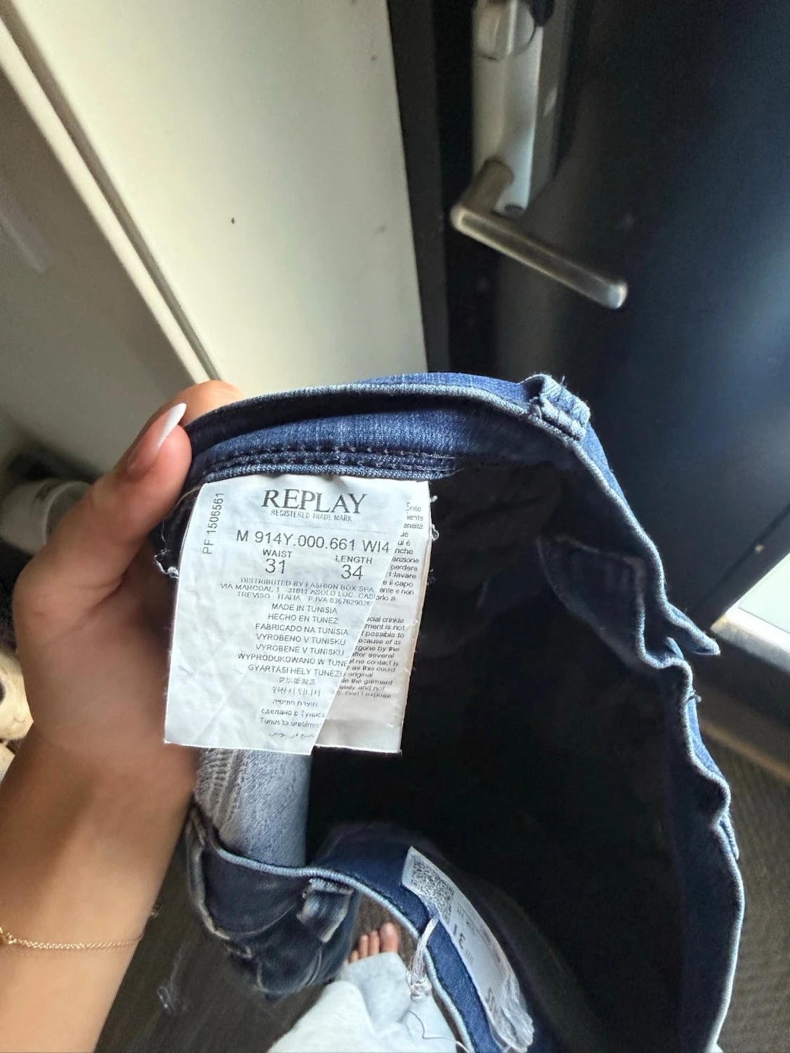 Blå jeans från Replay med tvättad look - 4