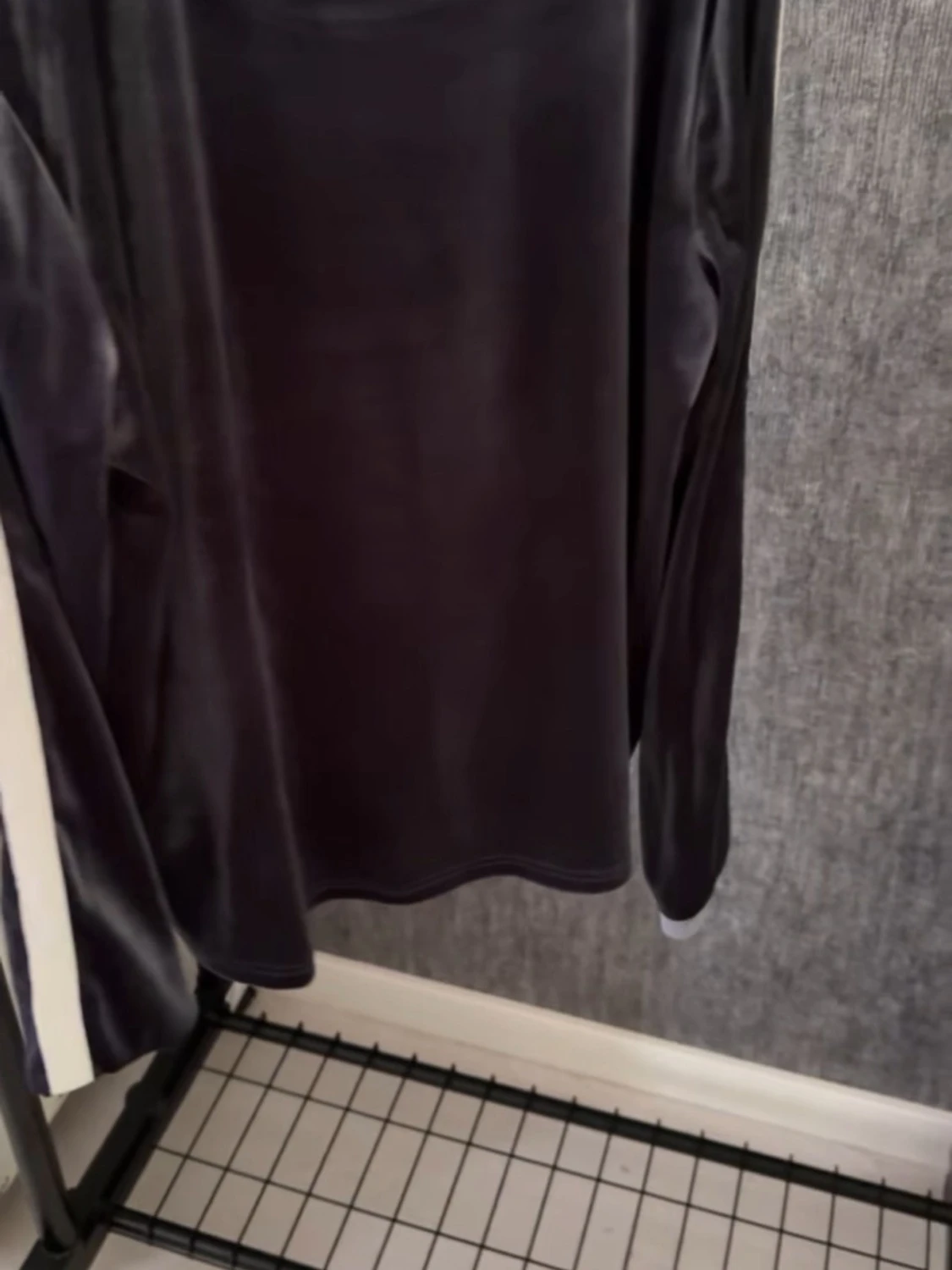 Mörkblå velourtröja långärmad - 1