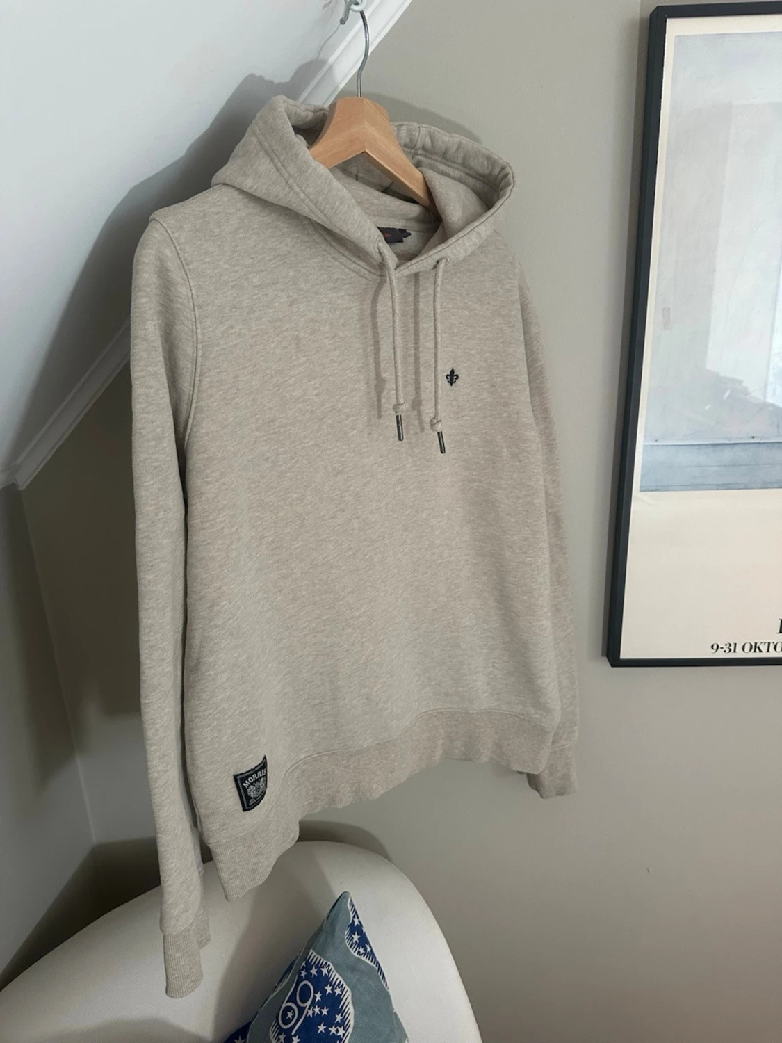 Beige hoodie från Morris - 1