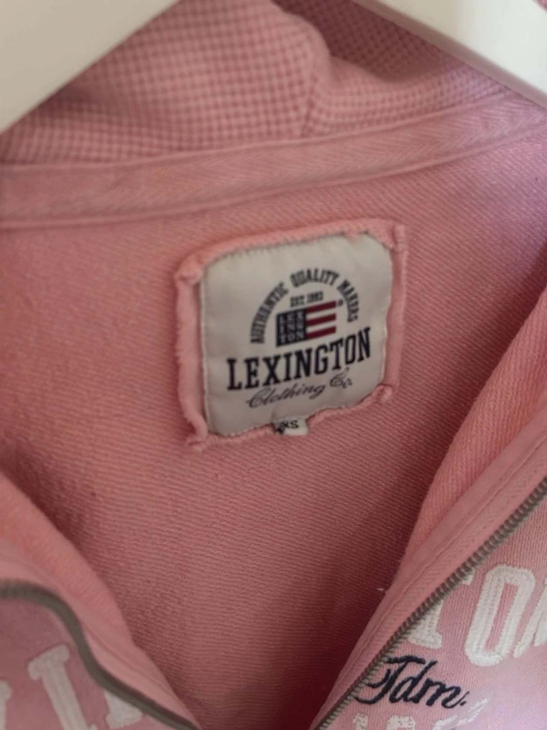 Rosa hoodie från Lexington med dragkedja - 1