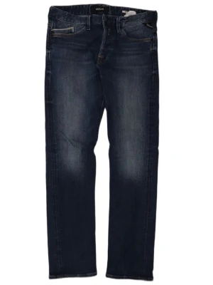 Mörkblå slim jeans från Replay W30 L32 - Snygga mörkblå jeans från Replay med klassisk femficksdesign och raka ben. Jeansen har diskreta slitningar och ljusare partier framtill och baktill för en cool, använd look. Tillverkade i stretchig denim för extra komfort.