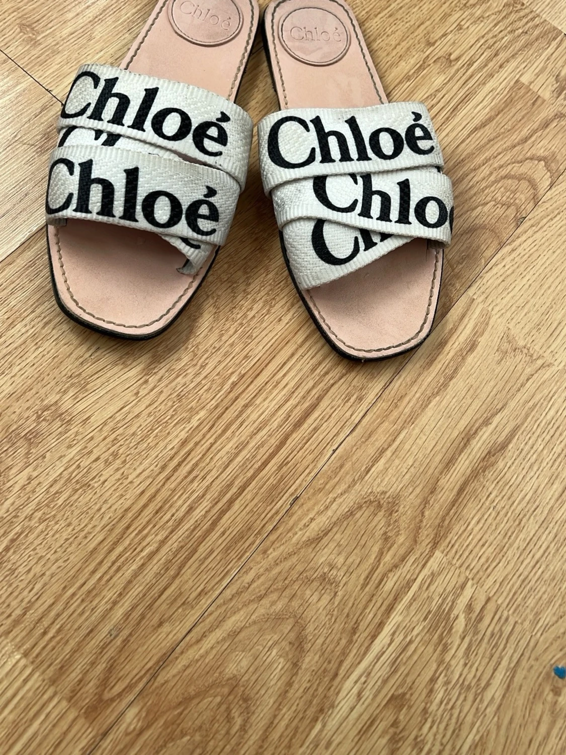 Beige sandaler från Chloé - 1