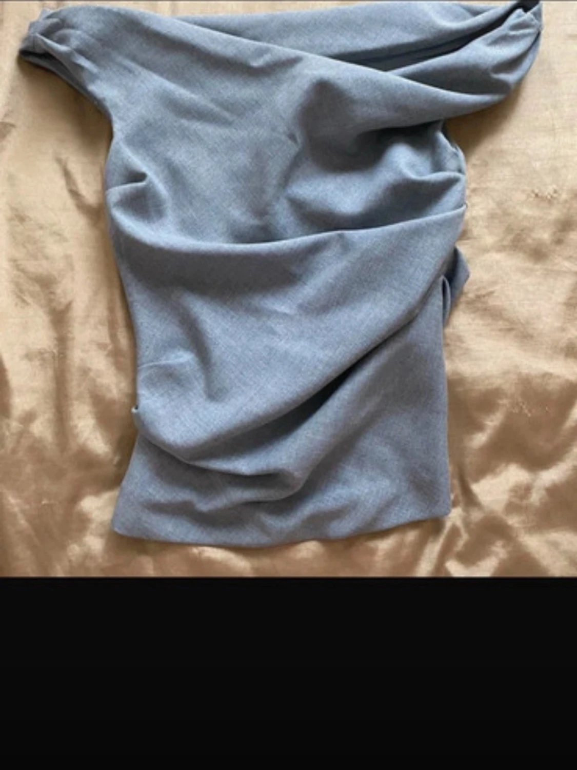 Off shoulder topp  - 1