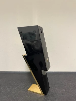 Carolina Herrera Bad Boy Parfym - 50ml Helt full