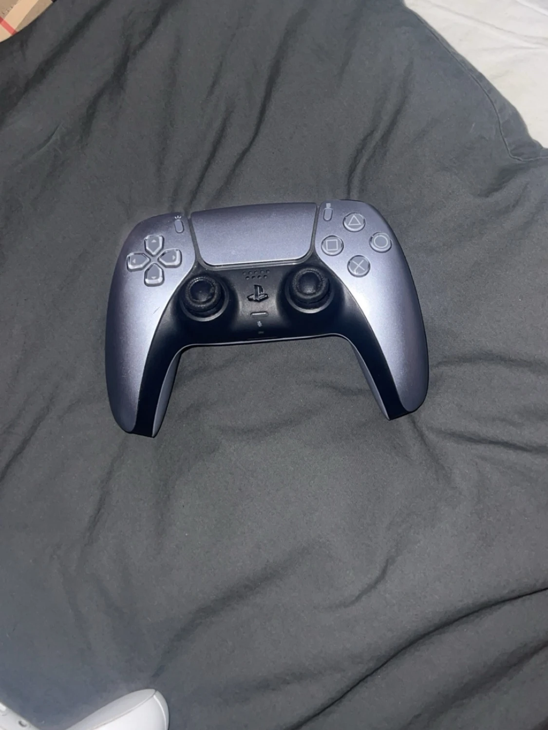 Svart PlayStation 5 DualSense kontroll