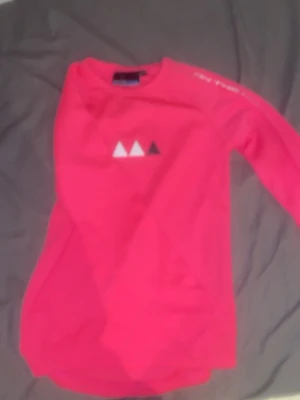 En rosa underställs tröja - En rosa underställs tröja för barn