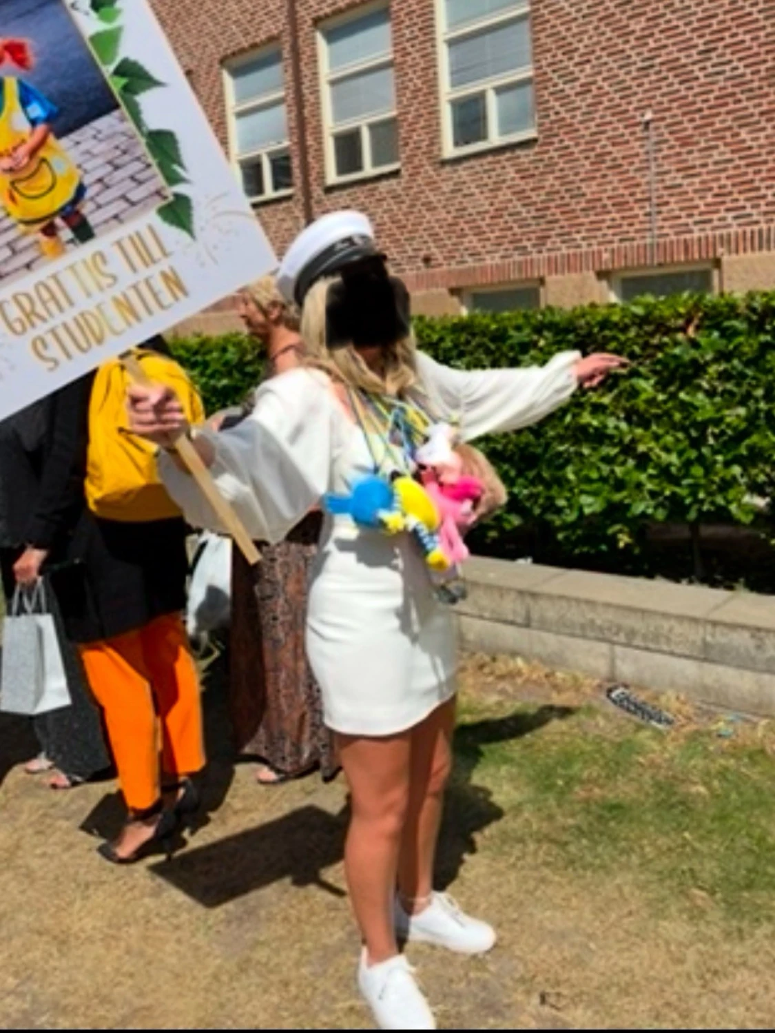 Vit studentklänning  - 1