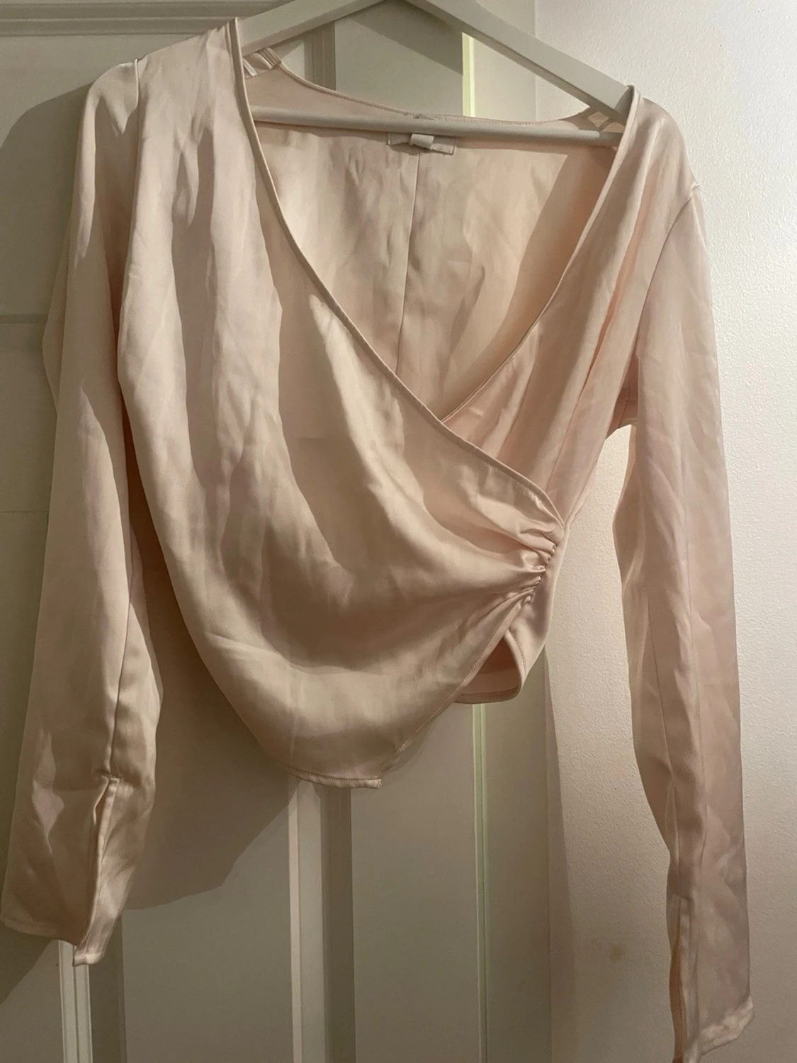 Ljusrosa omlottblus med lång ärm - 1