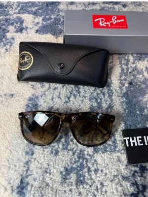 Rayban boyfriend tonade - -
