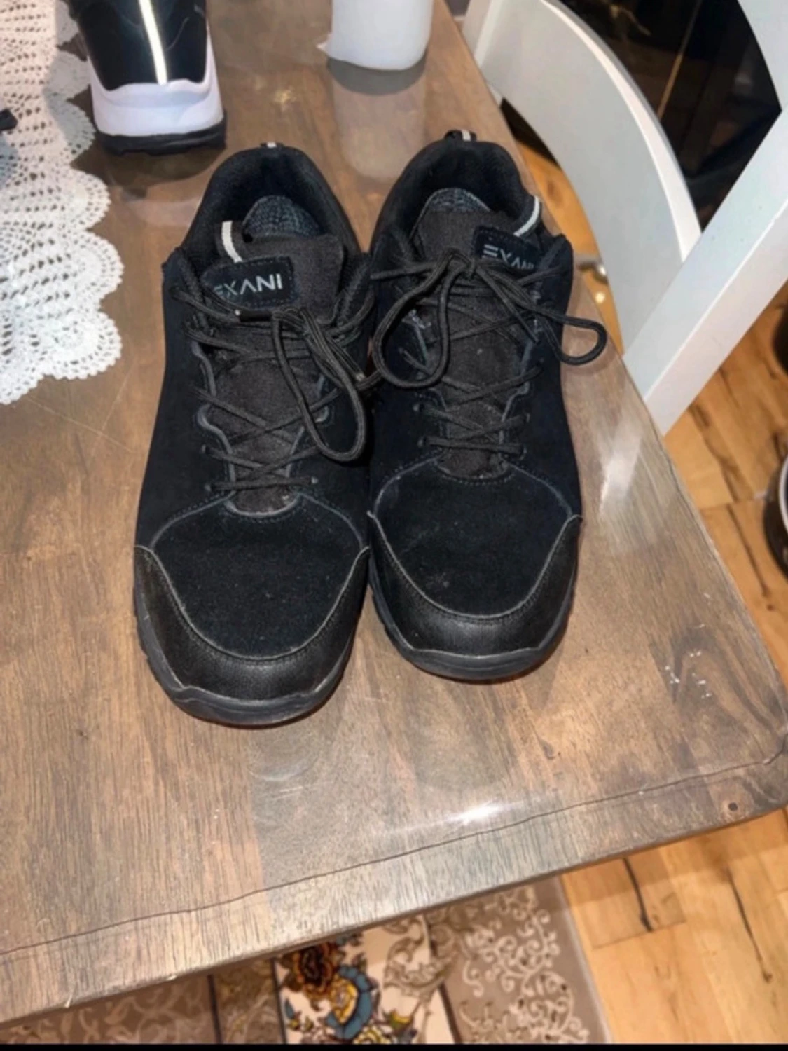 Svarta sneakers från Exani - 1