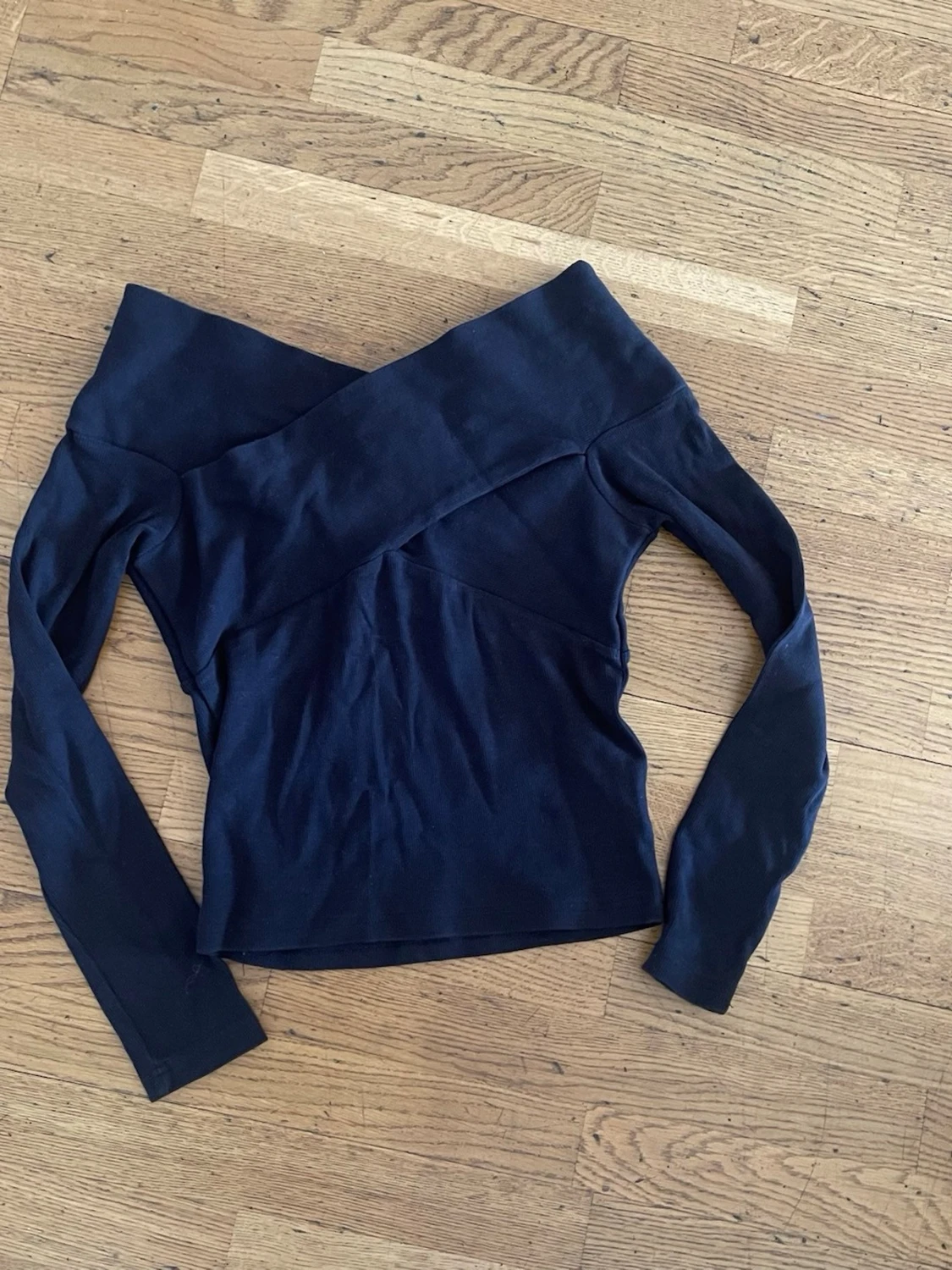Svart offshoulder topp - 4