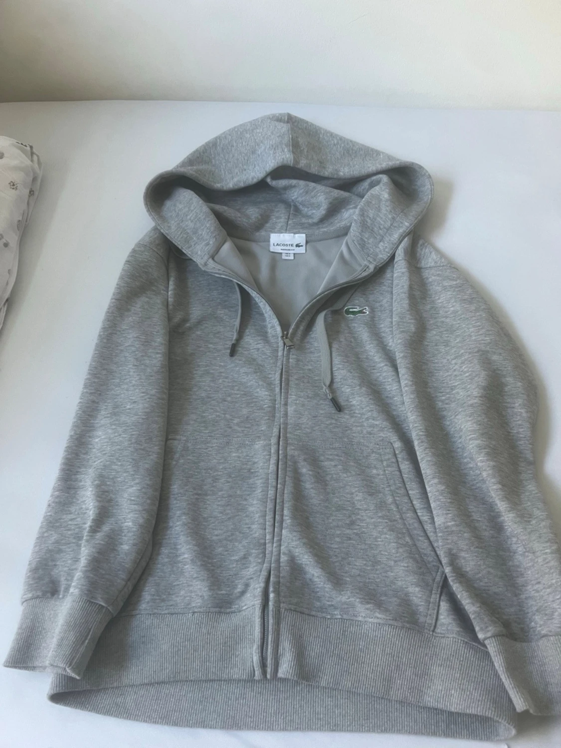 Lacoste zip