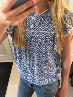 Sommar blus  - Storlek 158-164