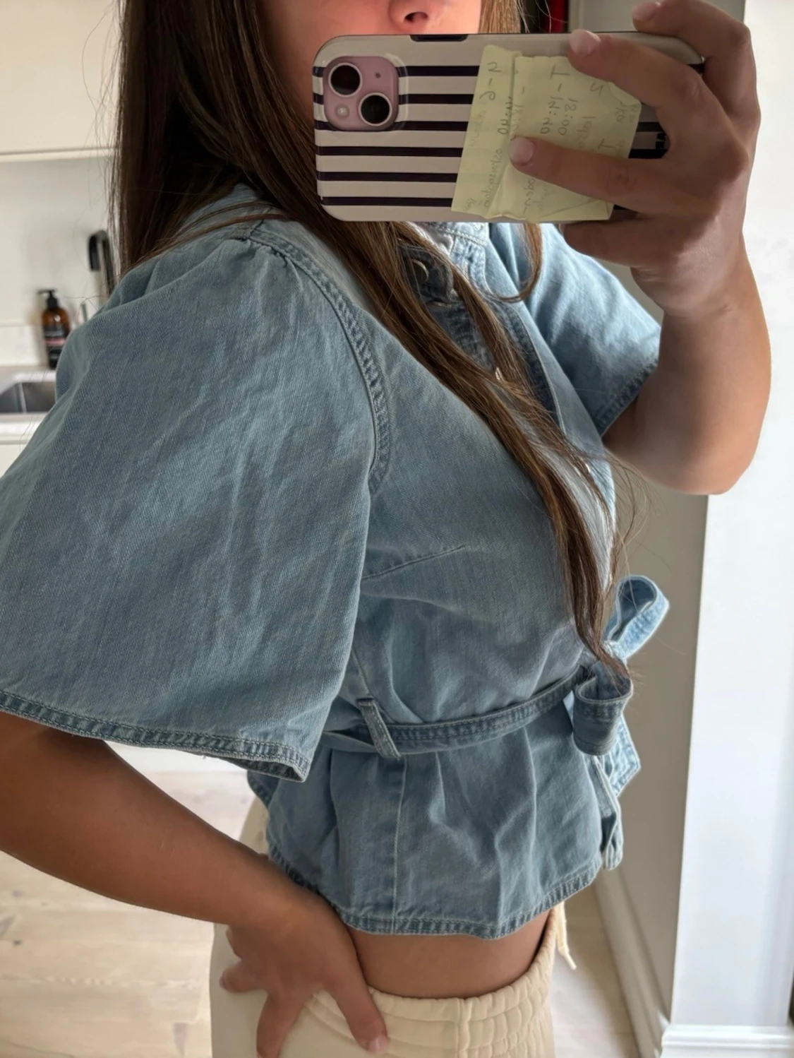 Ljusblå jeansblus med knytband - 1