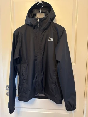 The North Face Jacka - Vindjacka. Stor i storleken, passar M