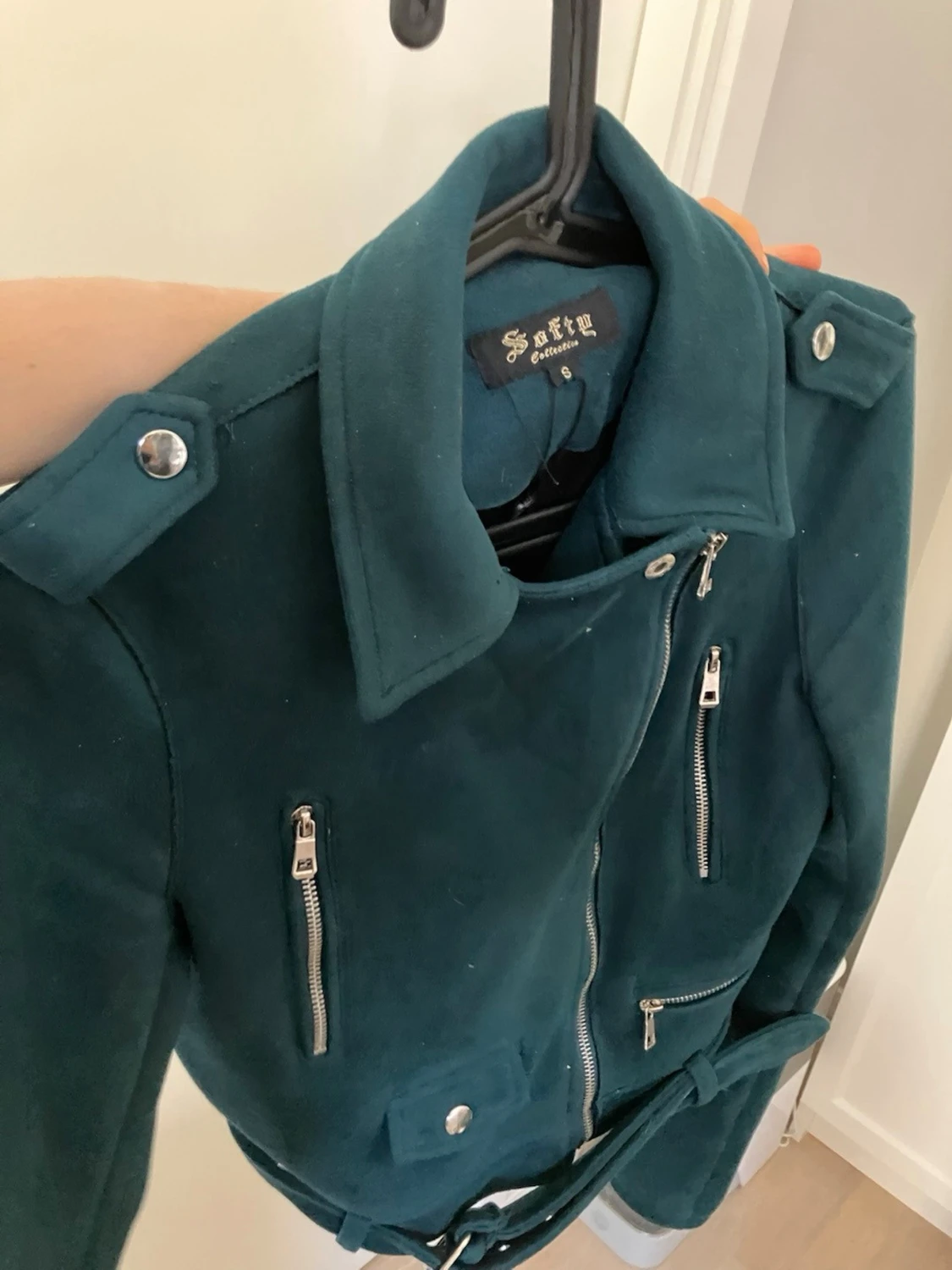 Mörkgrön biker skinnjacka med bälte - 3