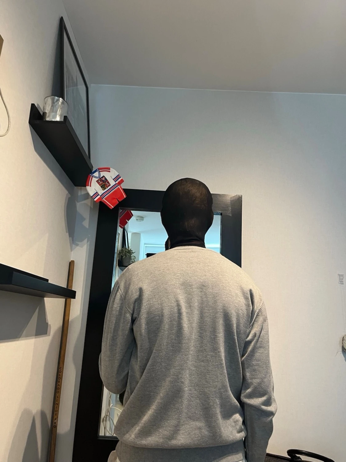 Grå V-ringad tröja från GANT - 1