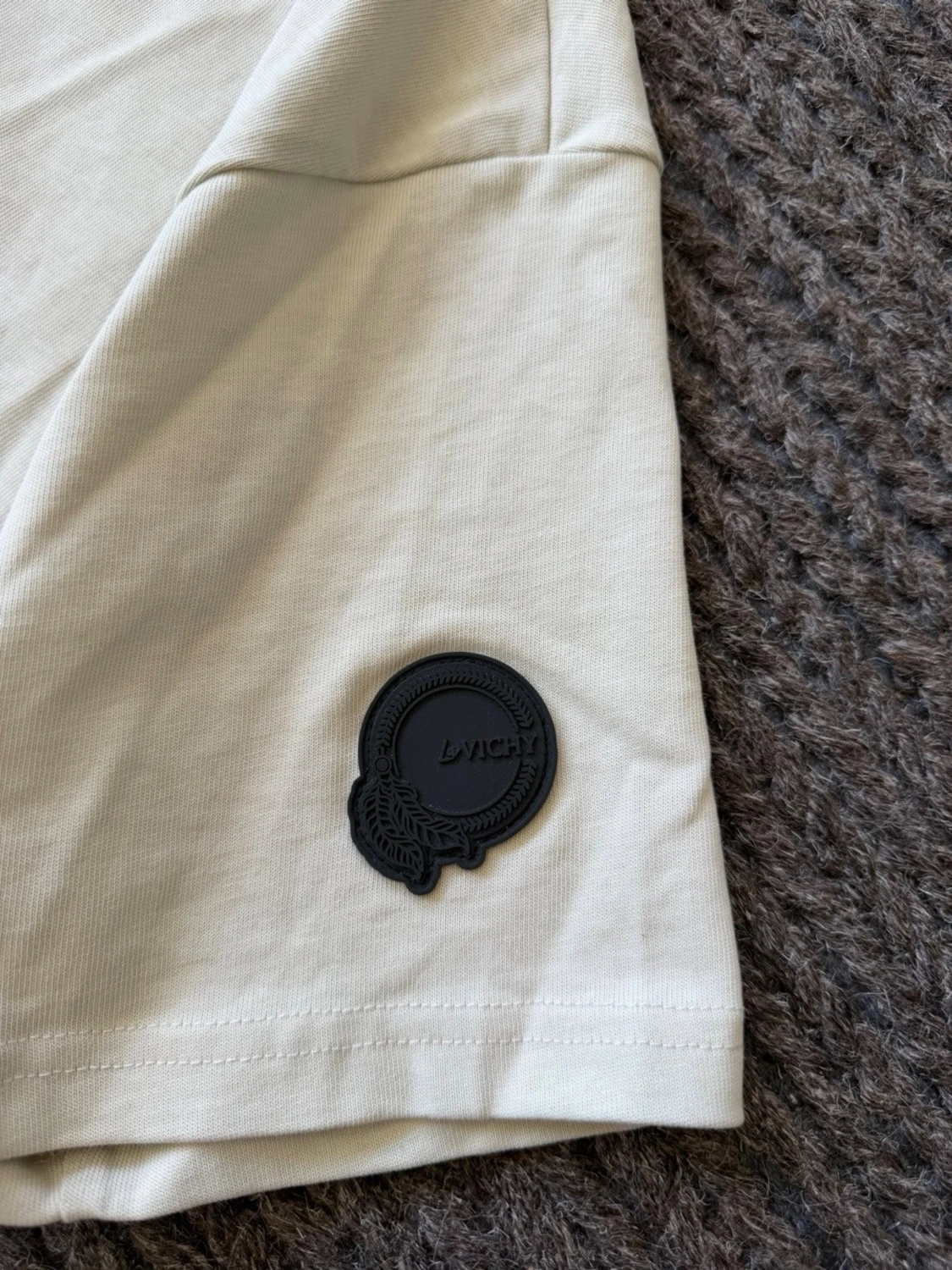T-shirt - 1