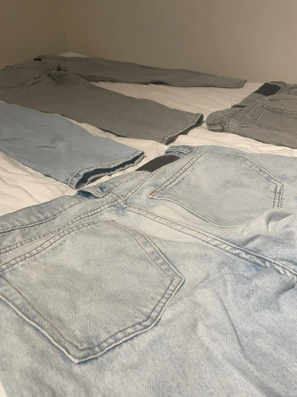 Ljusblå raka jeans från Valient - 3