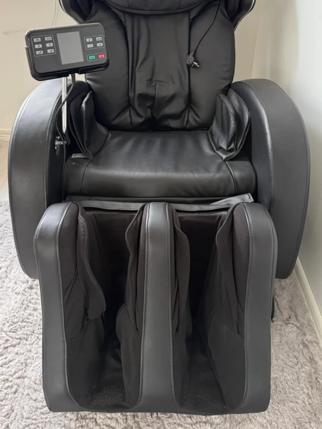 Svart massagefåtölj med touchpanel - 2