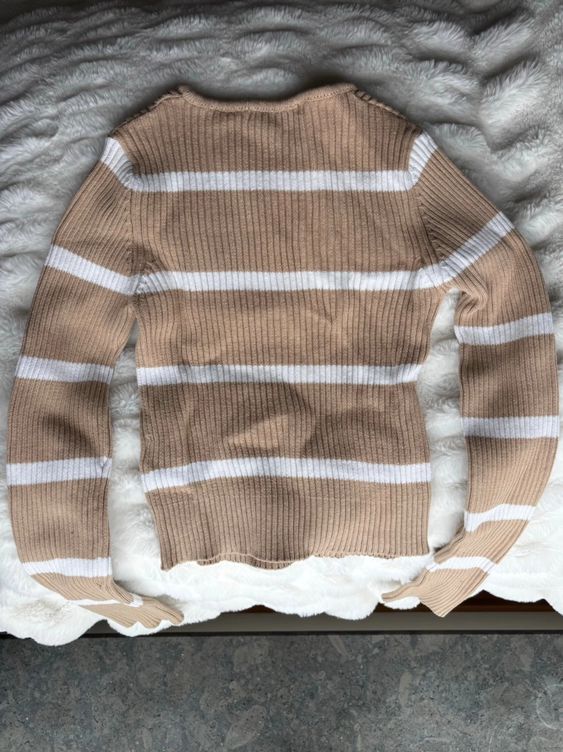 Beige och vit randig stickad tröja NA-KD - 2