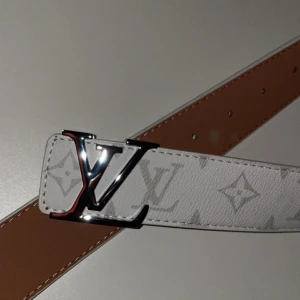 Bälte - 110cm bälte helt ny