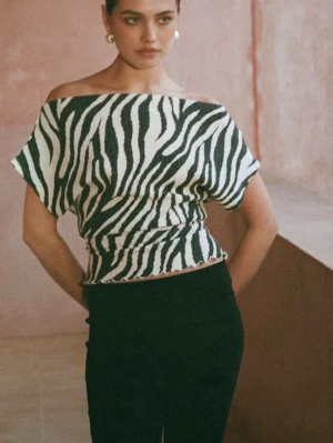 Blus - Fr gina. Slutsåld