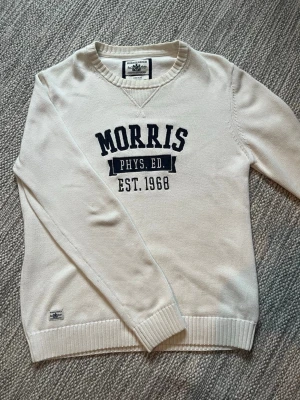Stickad Morris tröja - Tröja är i väldigt bra skick och har inga defekter. 