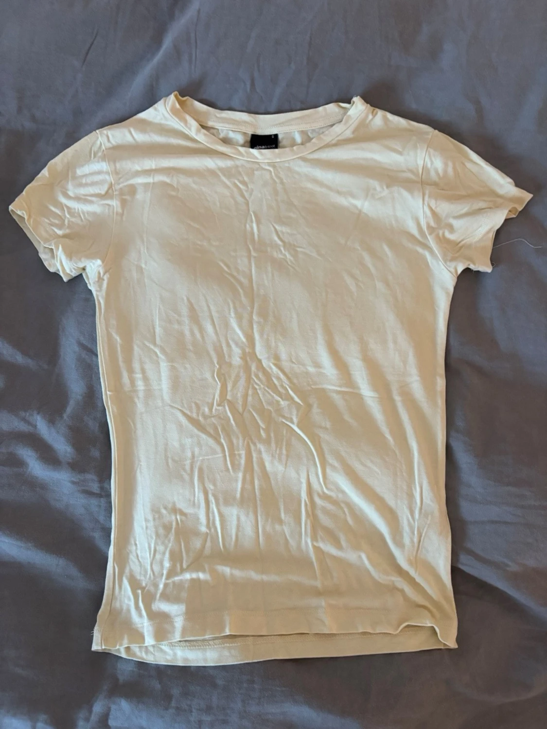 Gul tshirt