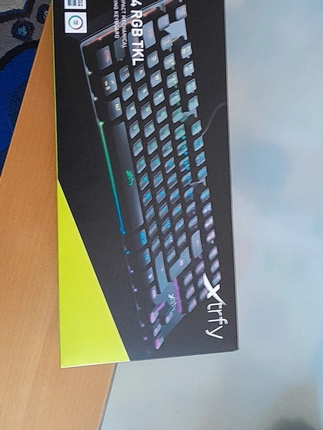 Xtrfy mekaniskt RGB-tangentbord - 2