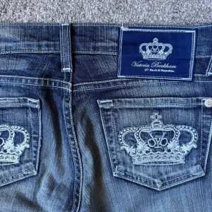 Victoria Beckham Rock & Republic korta jeans  - Victoria Backham Rock & Republic korta jeans strl 26 mycket bra skick