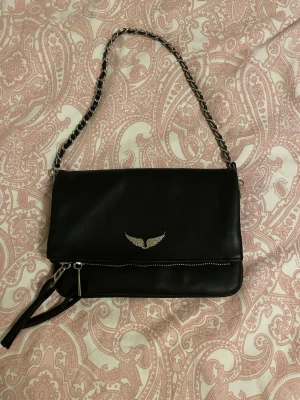 Zadig väska - Säljer en väska från zadig som inte kommer till någon anvädning