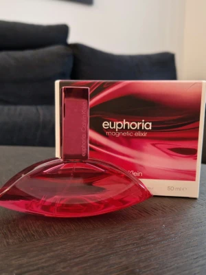 Calvin Klein Euphoria Magnetic Elixir EdP 50ml - Köpt på Kicks, nypris 1080kr. Oanvänd. 
