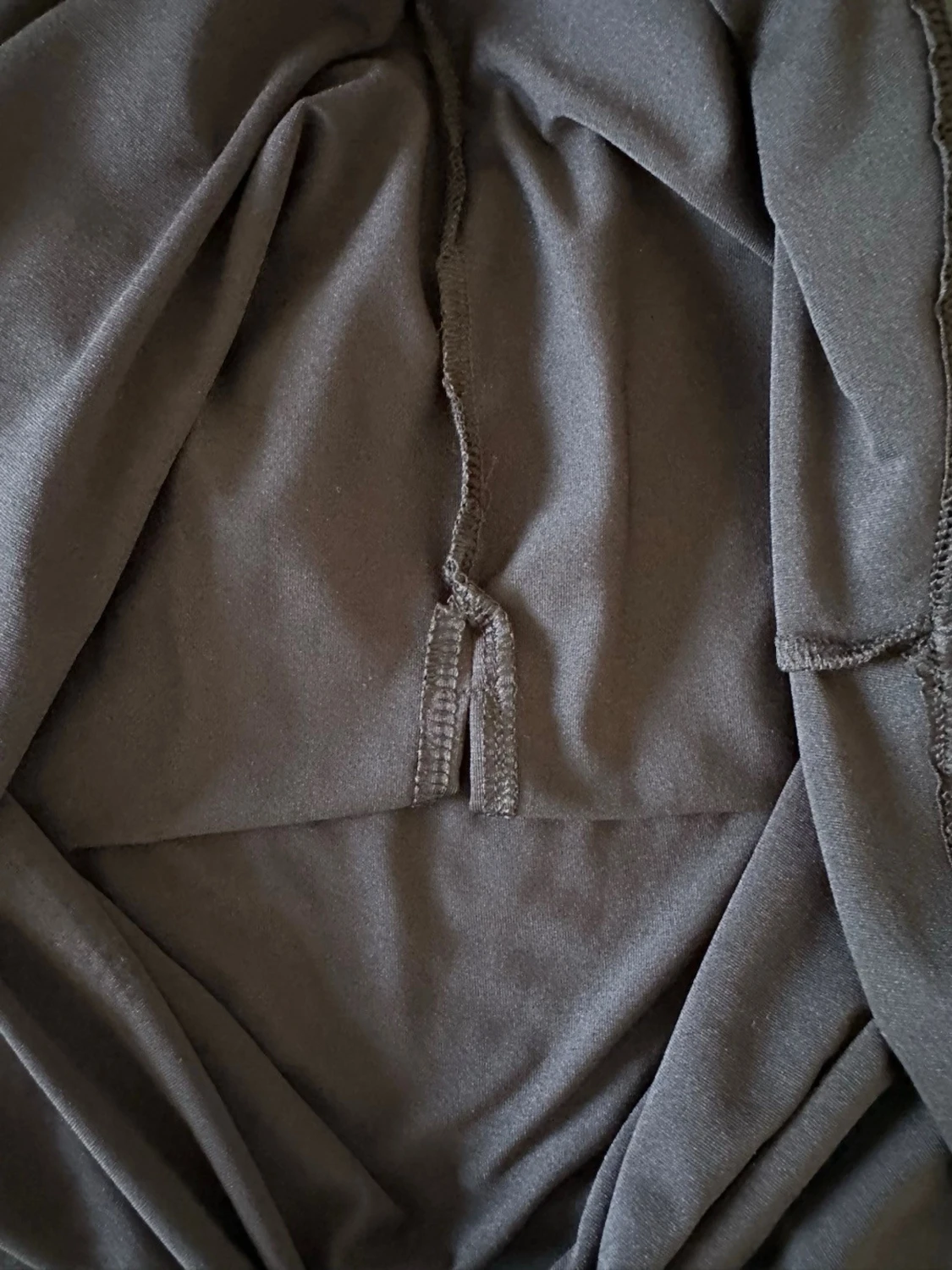 Svart ICIW  linnetopp med tryck - 3