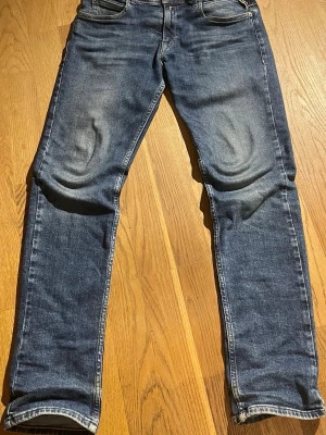 Replay jeans - Säljer ett par riktigt snygga replay jeans i storlek W28 L30 