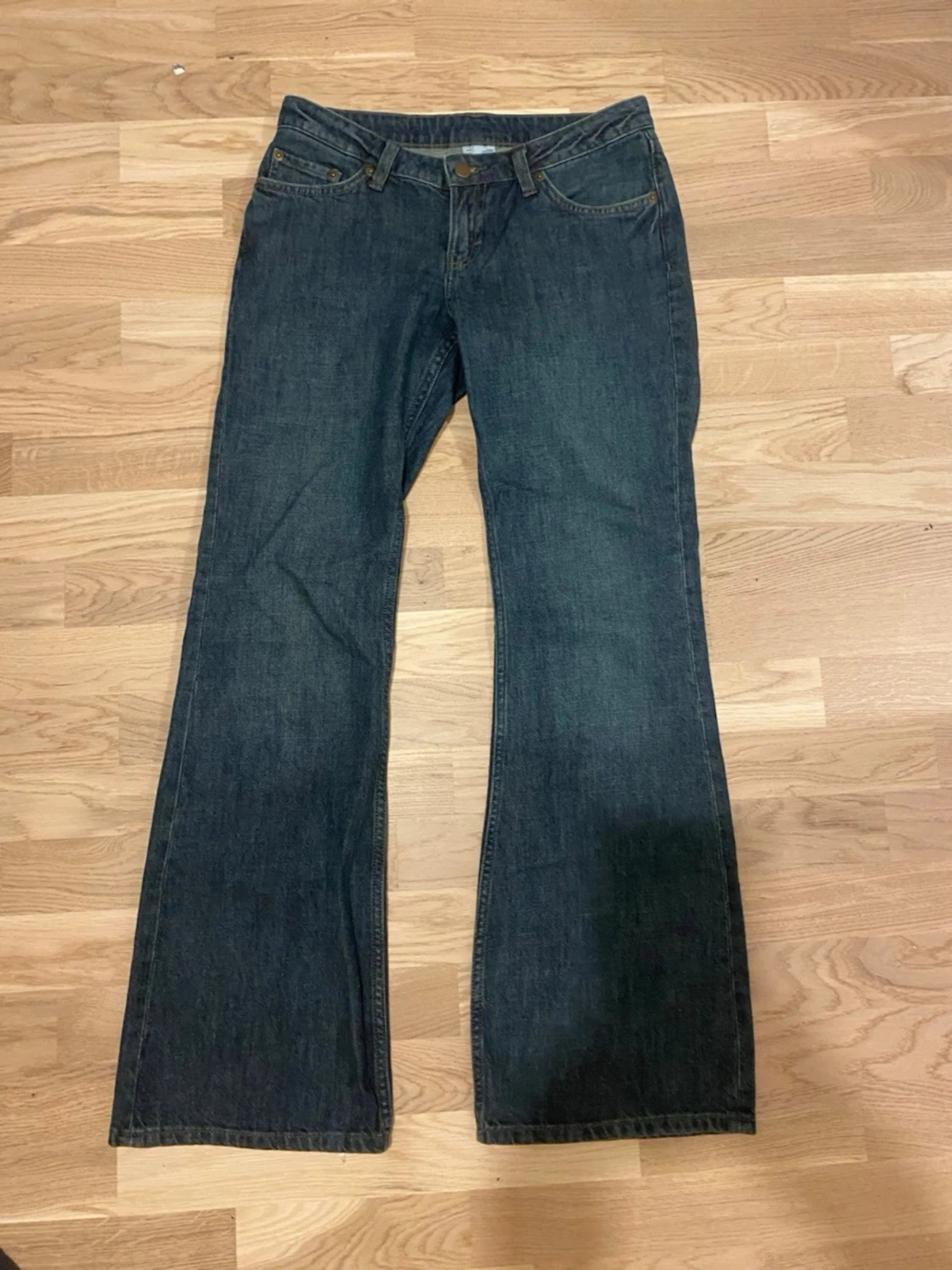 Mörkblå bootcut jeans - 1