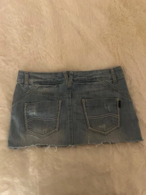 Vintage jeanskjol - 37cm i midjemått rakt över💗