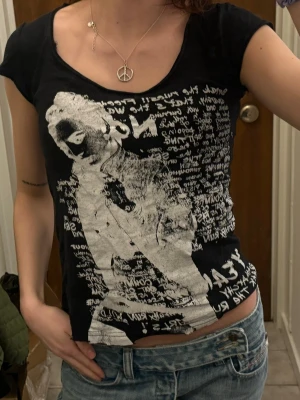 T-shirt med tryck - Fint skick💞