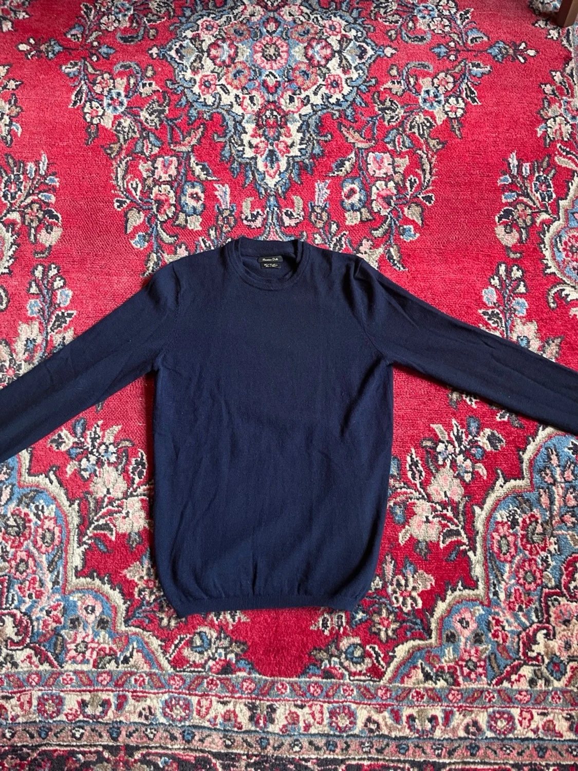 Mörkblå cashmere-tröja Massimo Dutti