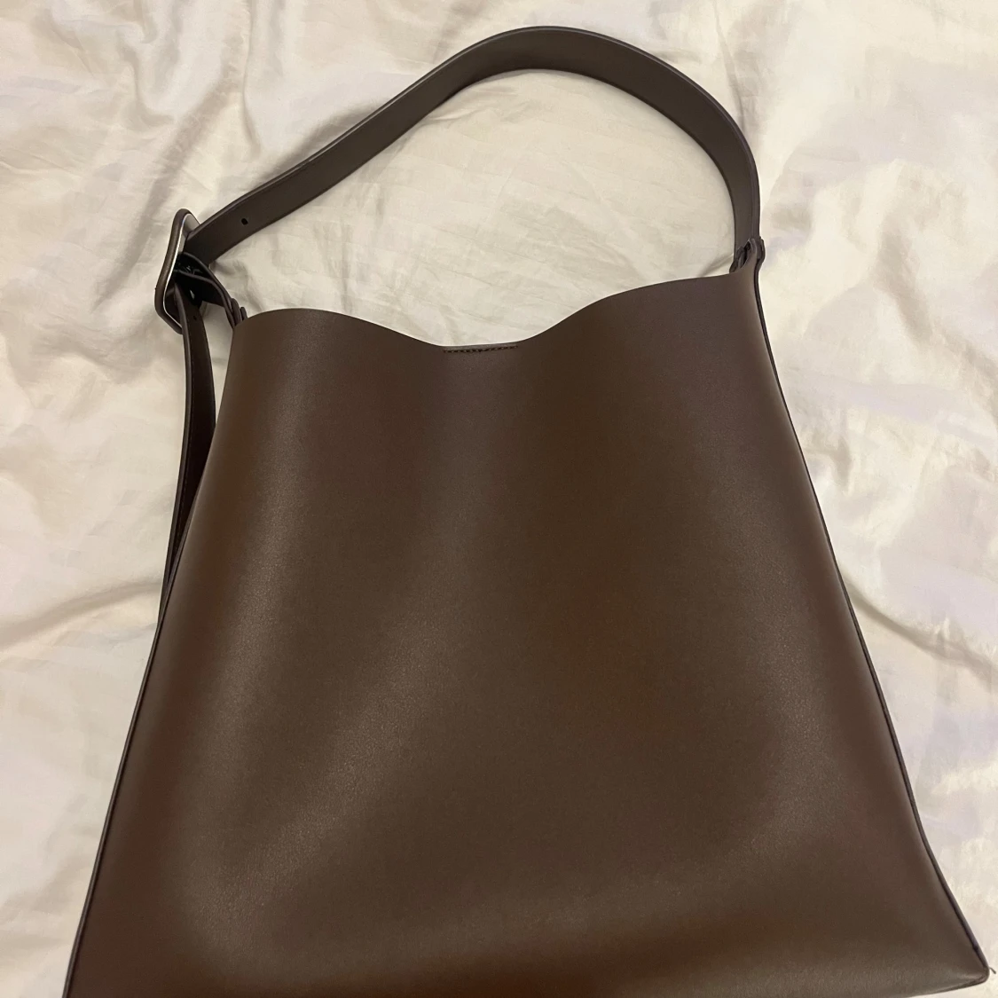 Brun axelväska från mango - 3