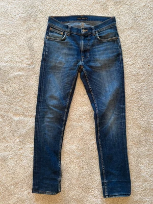 Nudie Jeans ❄️ - Modell: Lean Dean. Använda men mycket kvar att ge! Skriv vid frågor! 