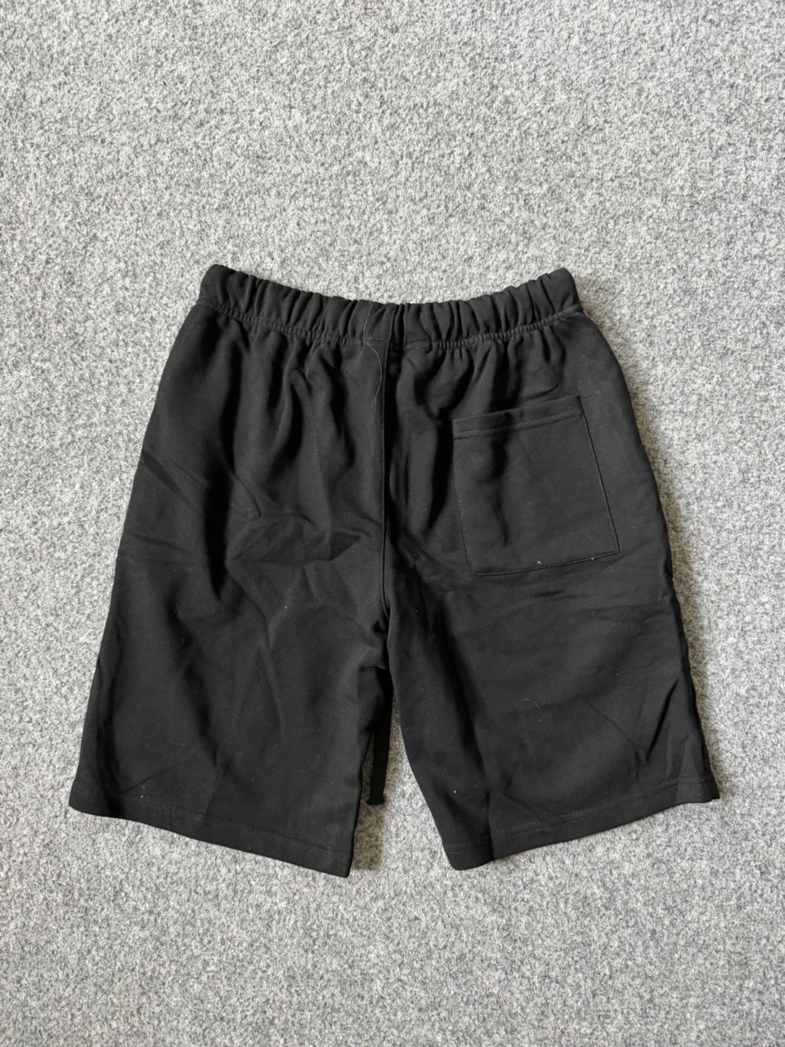 1977 Essentials black shorts - 2