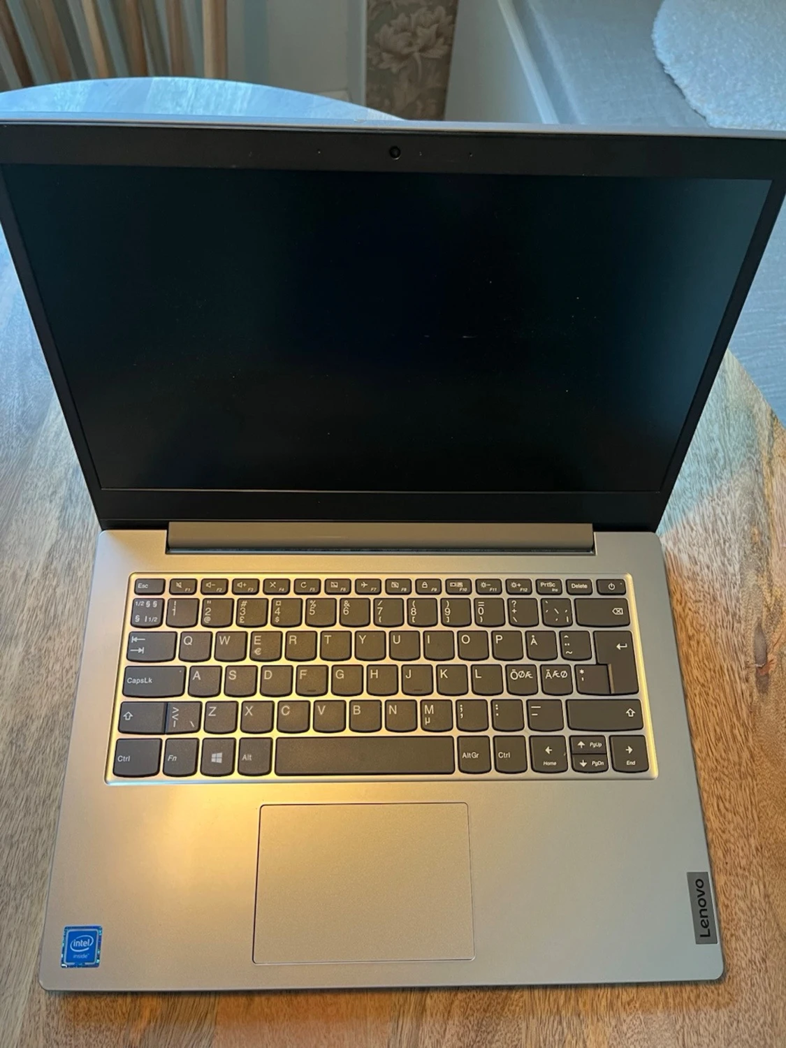 Lenovo bärbar dator i silver - 2