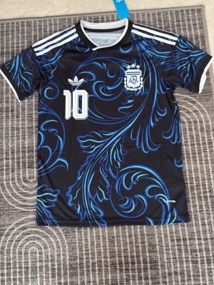 Argentina tröja - Helt ny Messi tröja. Storlek S 