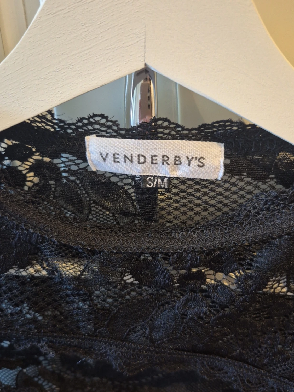 Svart spetsblus från Venderby's - 1