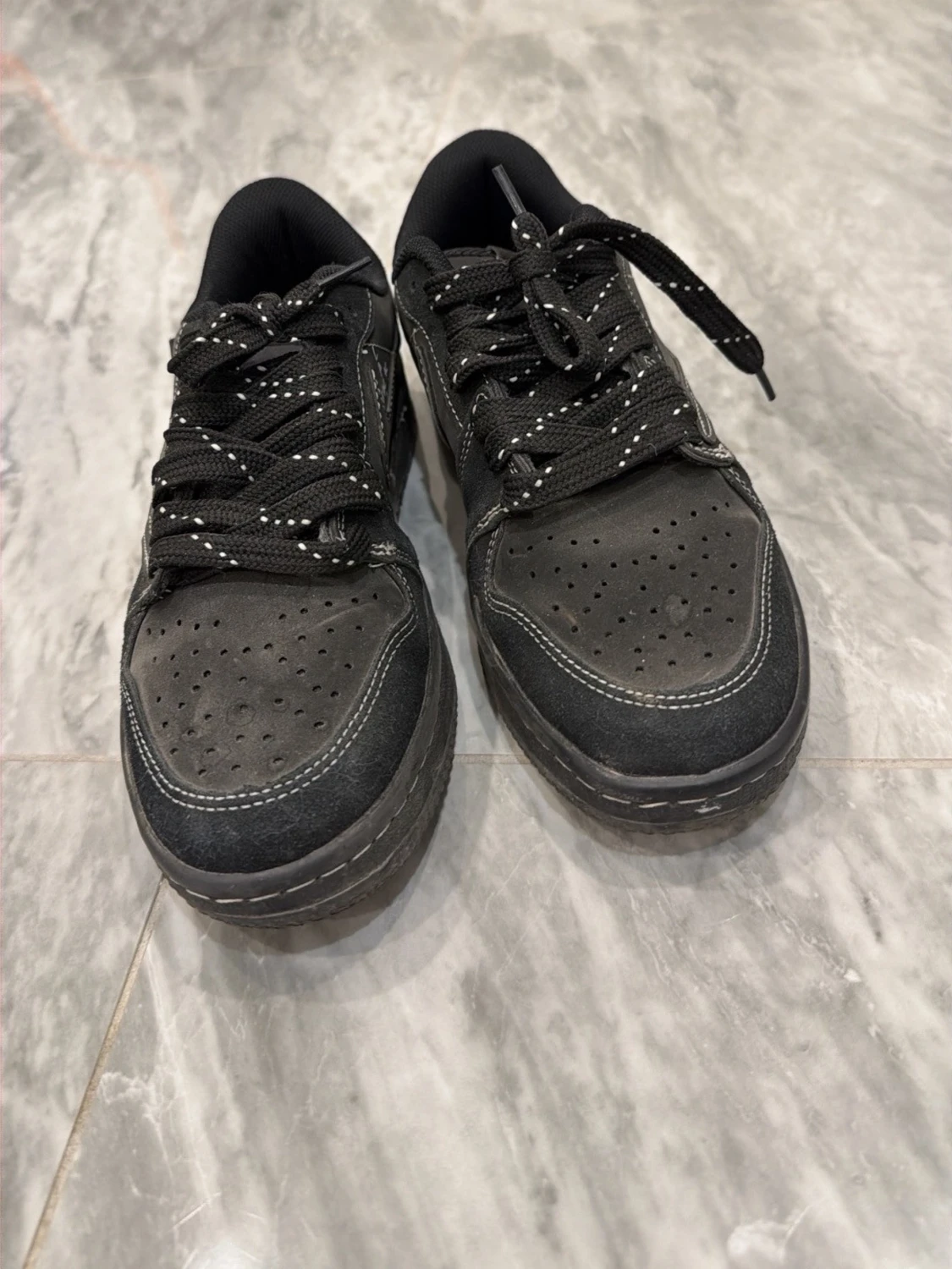 Svarta Nike Air Jordan 1 Low Travis Scott - 2