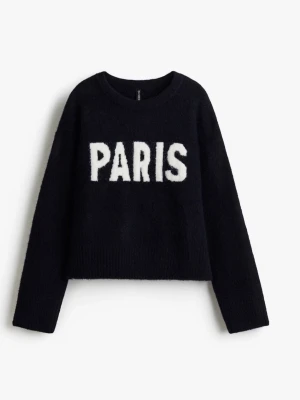 Paris tröja - Slutsåld stickad tröja från HM, den är marinblå men väldigt mörkt blå. Köpt här på plick, skriv för frågor💗