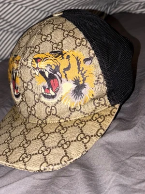 Gucci keps - Gucci keps storlek Xl kvitto saknas