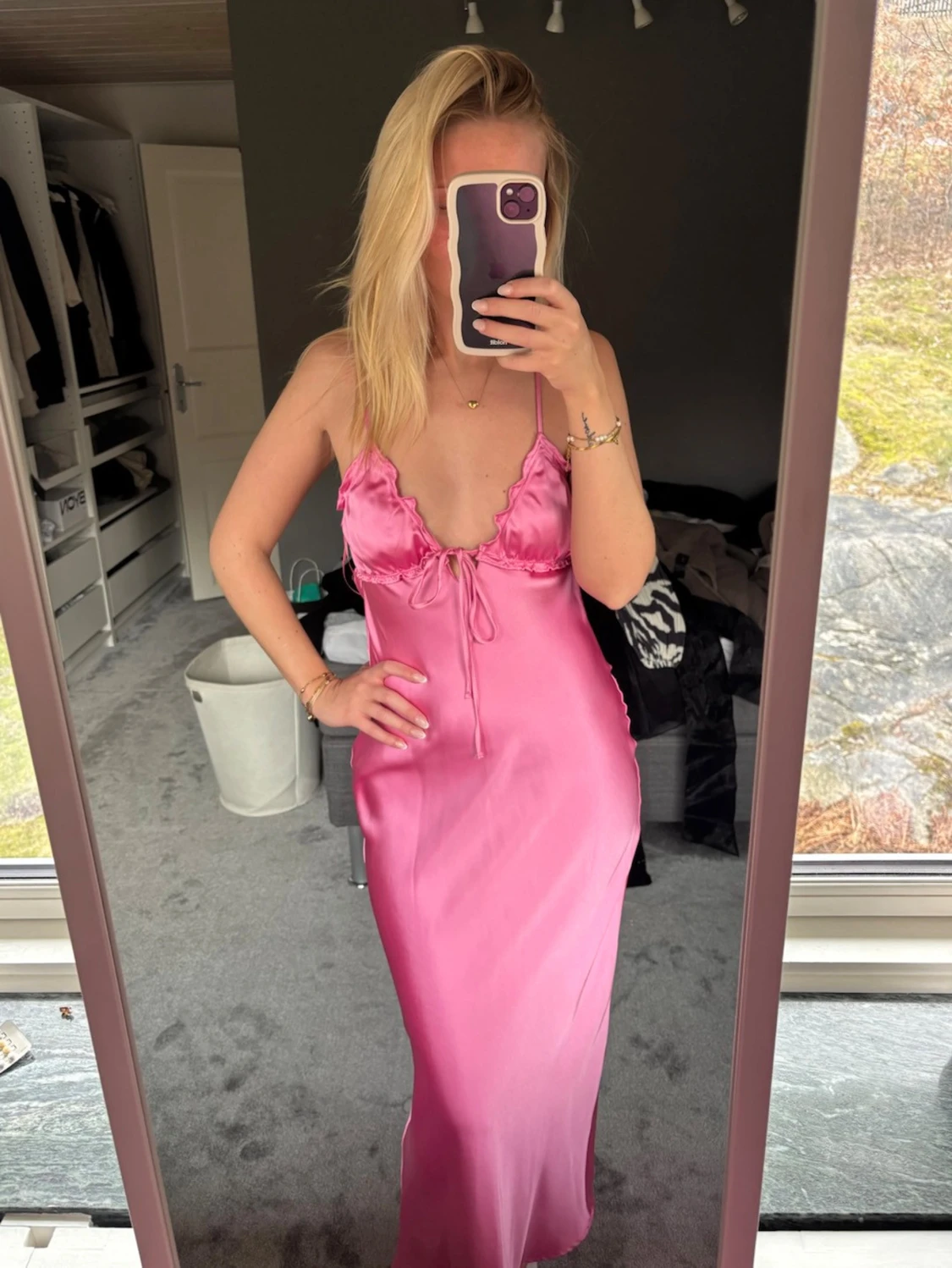 Rosa långklänning