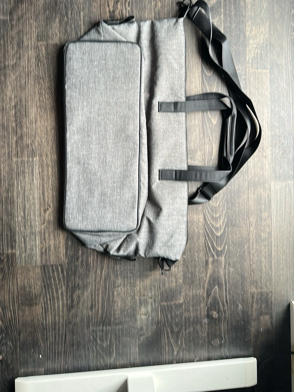 Grå axelväska från BOSS - 3